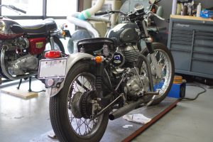 RoyalEnfield 車検整備と充電不良