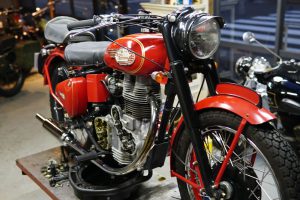 ロイヤルエンフィールド アイアンBULLET350　中古車入荷！