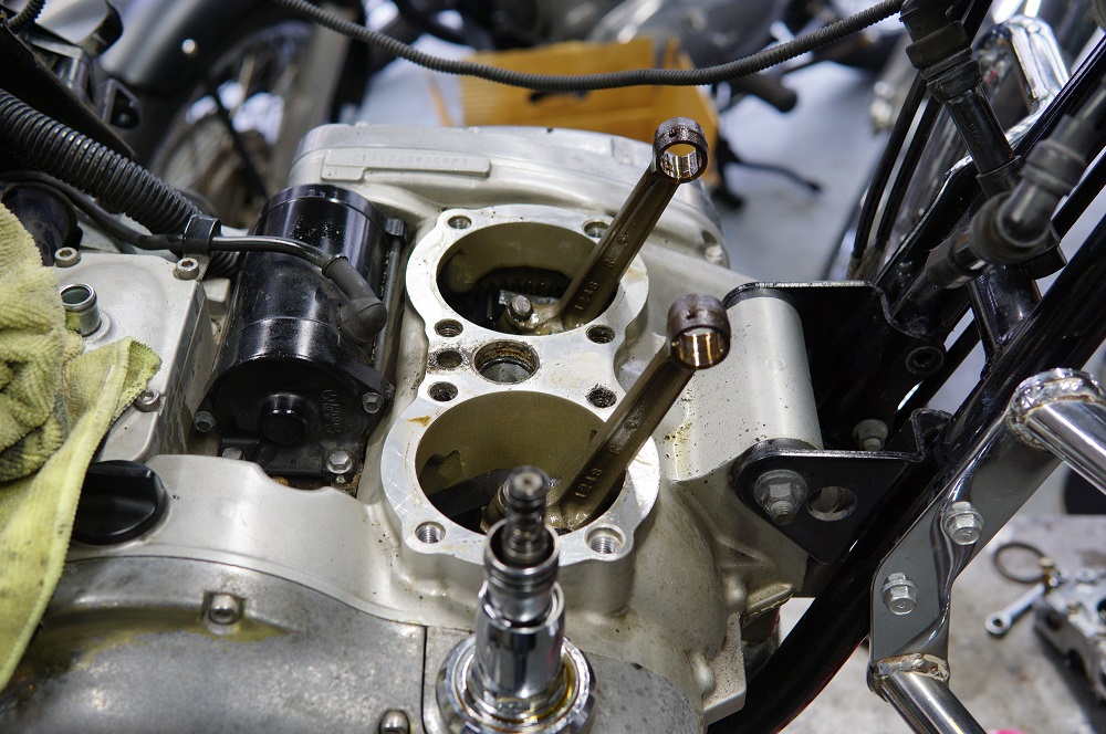 カワサキ W650のエンジンボアアップ&修理