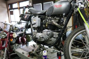 トライアンフ TR6のチェーンとスプロケット交換