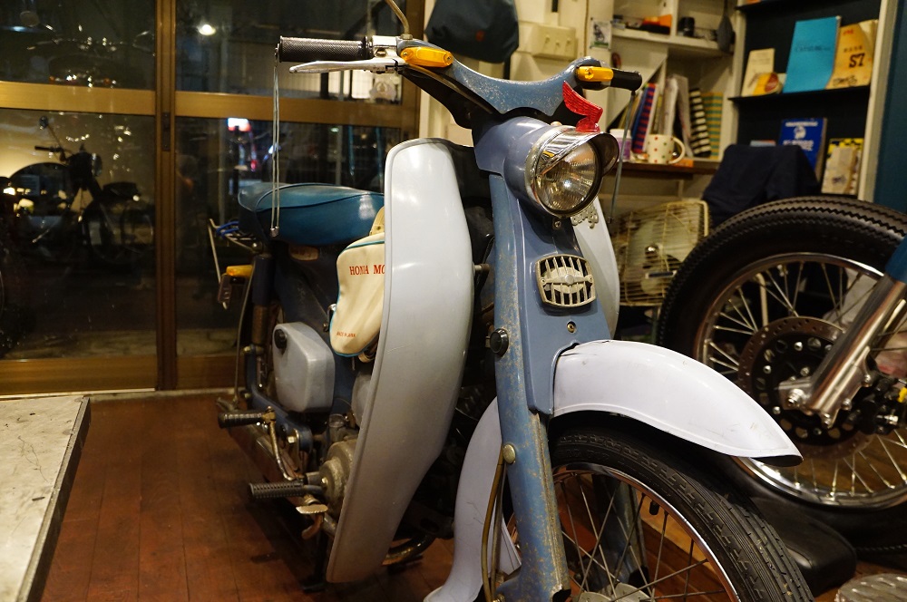 初代スーパーカブ　Ｃ１００のメンテナンス