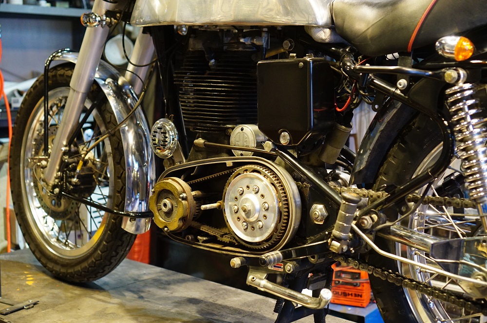 ロイヤルエンフィールド　乾式クラッチ修理