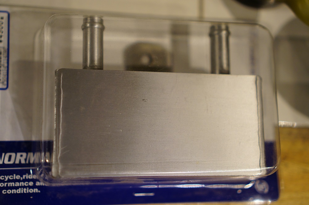 オイルキャッチタンクの加工