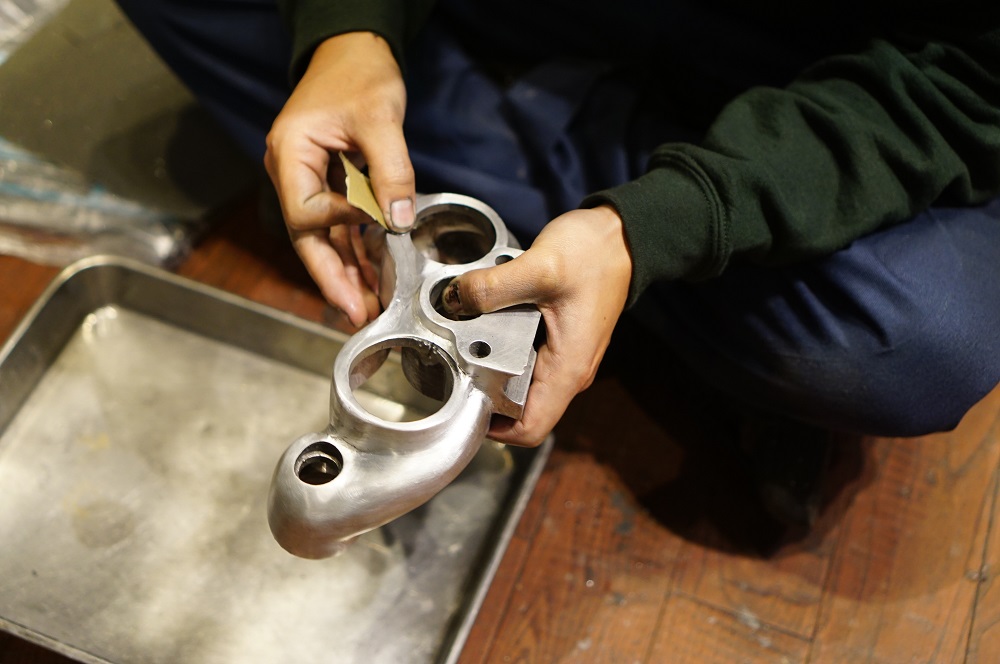 ホットロッドショーに向けて磨いております！