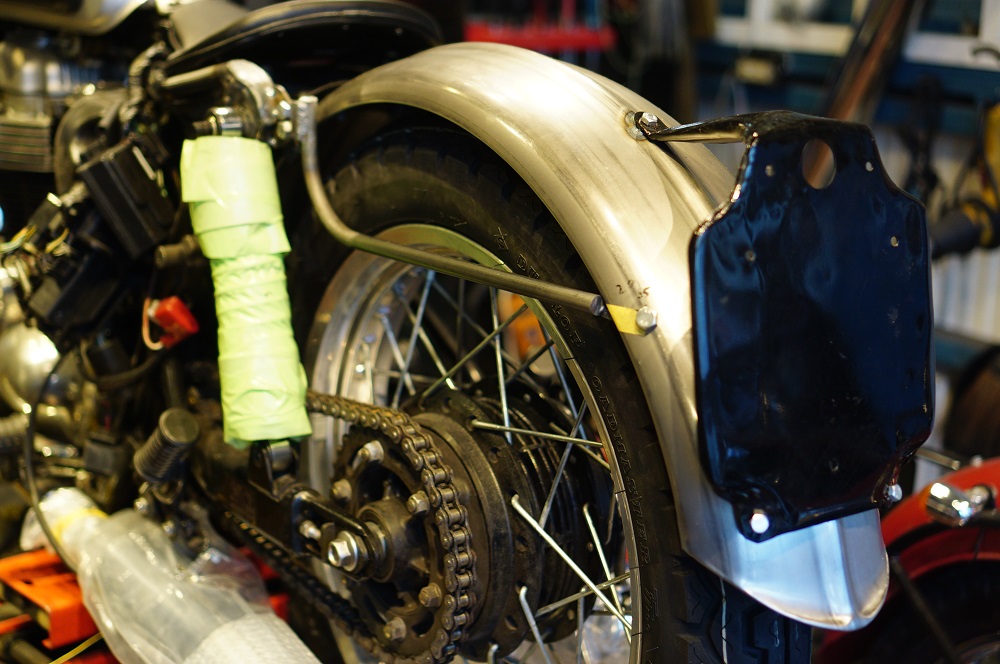 Ｗ６５０　クラシックカスタム２　リア