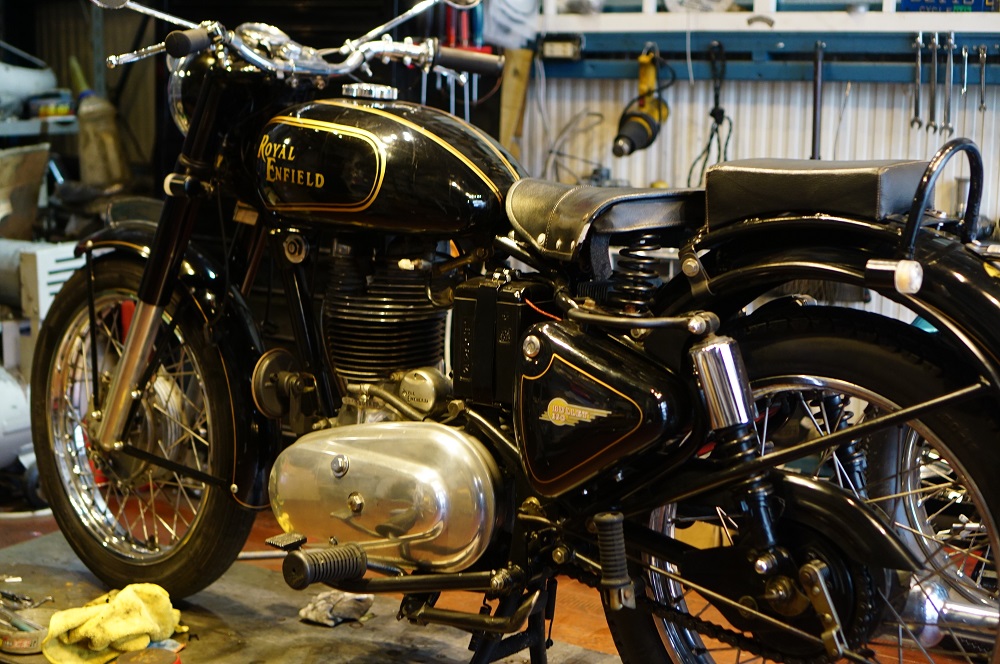 ロイヤルエンフィールド　BULLET３５０　中古車入荷！