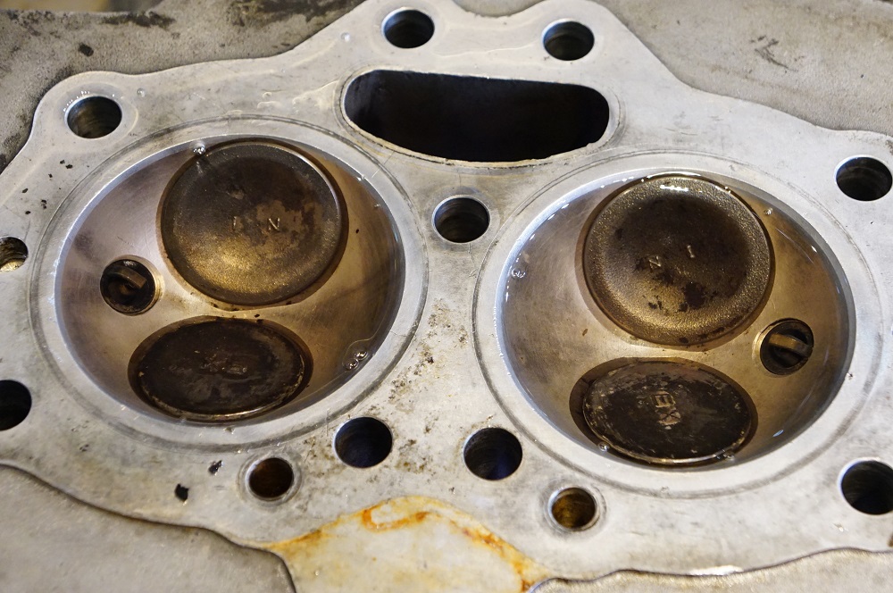 カワサキ　W1S　シリンダーヘッド修理の続き