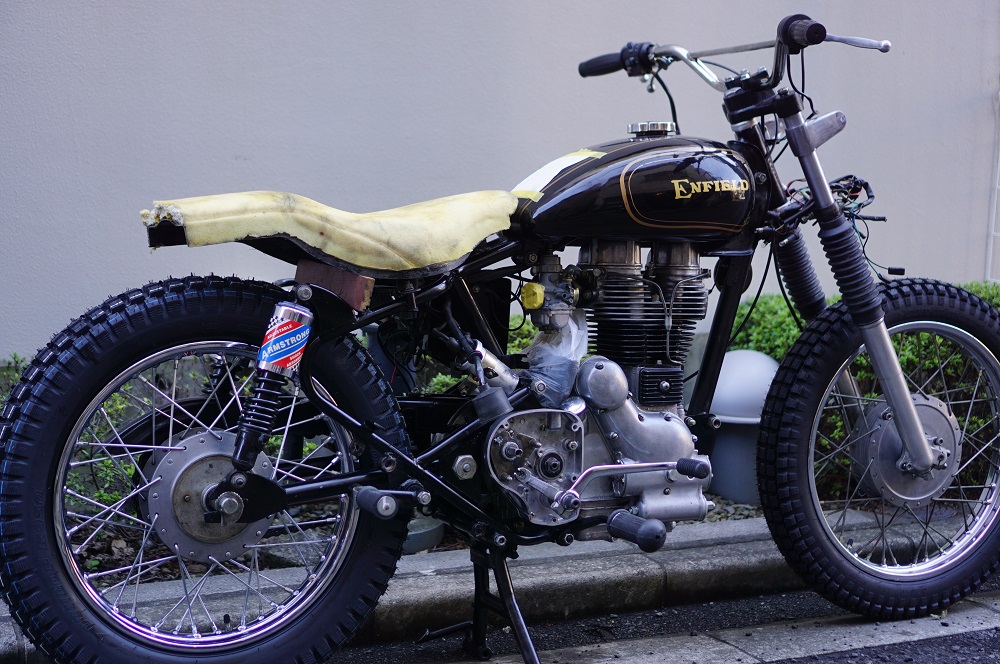 ロイヤルエンフィールド500　スクランブラー製作２