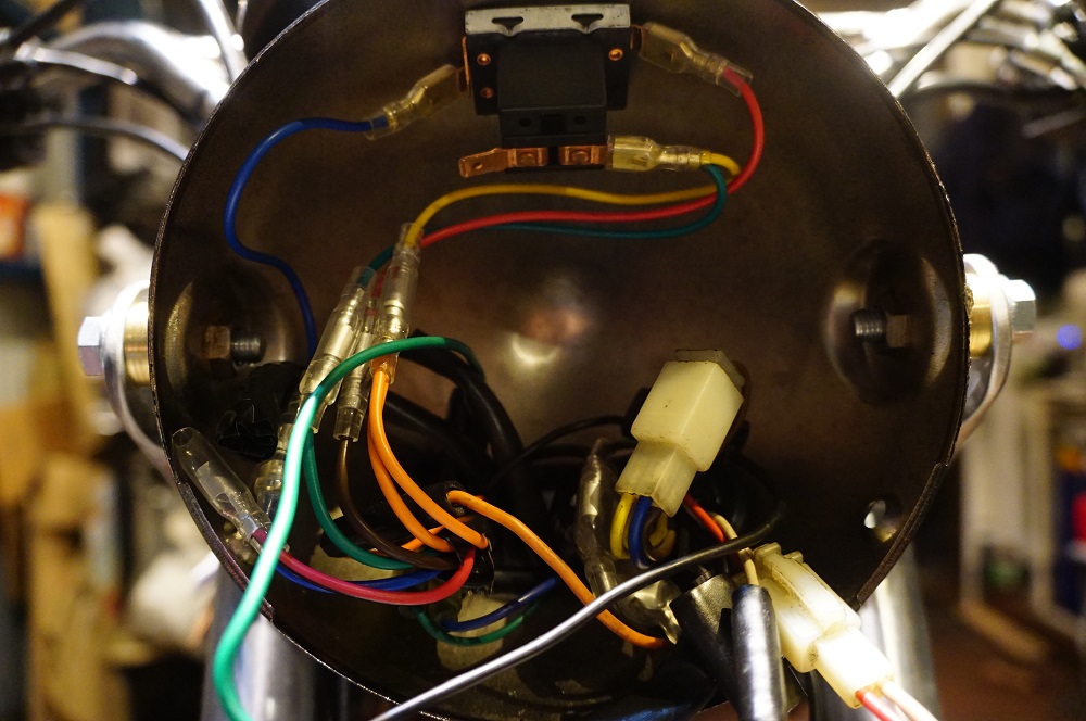 ロイヤルエンフィールド500　スクランブラー製作５　配線などなど