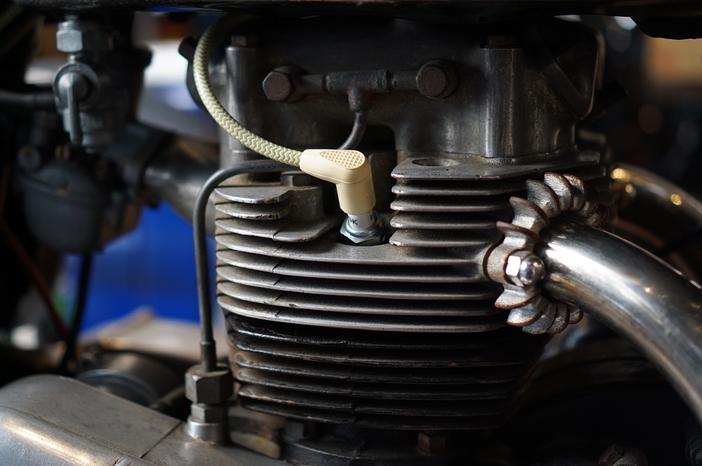 メグロK2　セミトラ取付けオイルパン加工