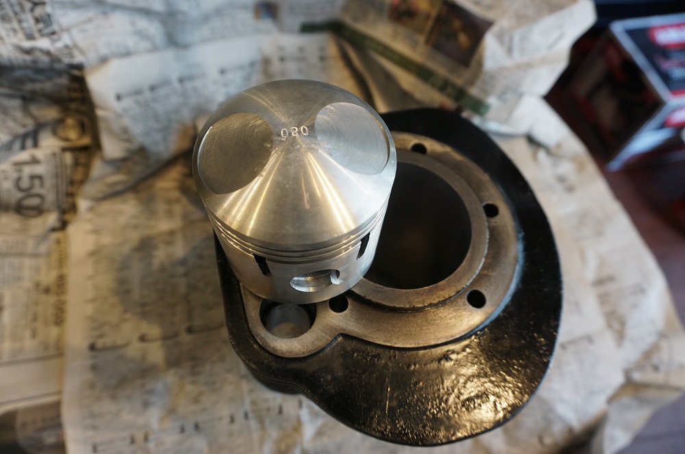 ロイヤルエンフィールド　ハイコンプオーバーサイズピストン