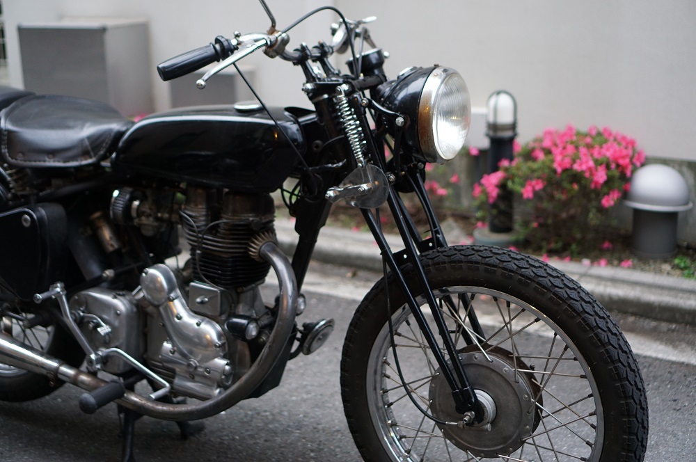 ロイヤルエンフィールド　ガーダーフォーク　完成