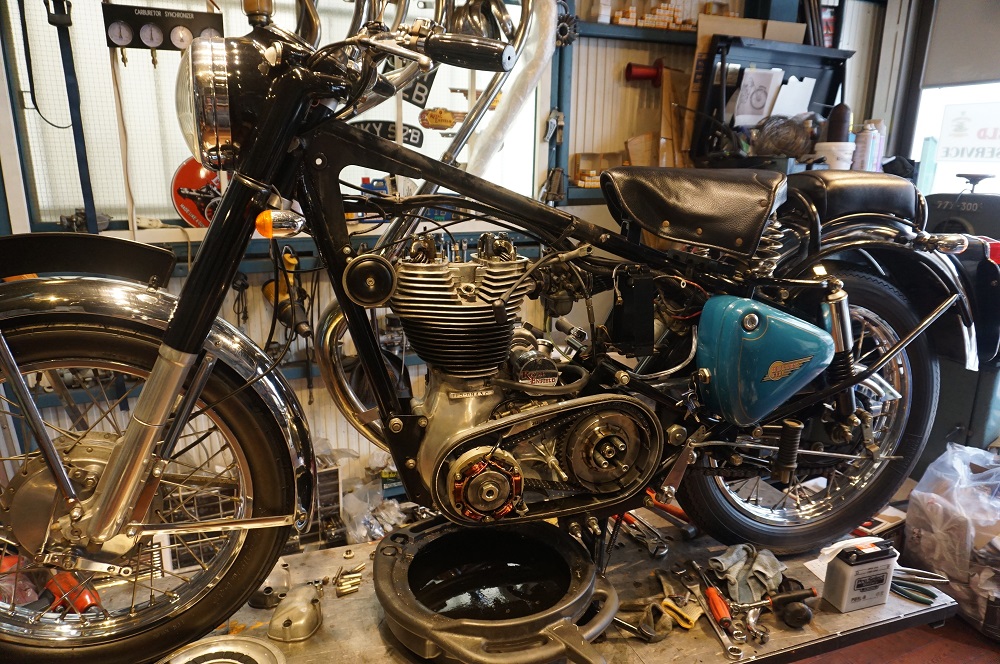 ロイヤルエンフィールド　中古車の納車整備
