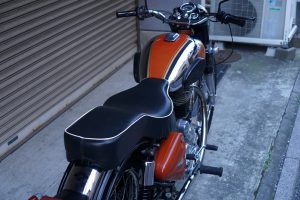 ロイヤルエンフィールド　旧型BULLET　350ｃｃ中古車入荷です！