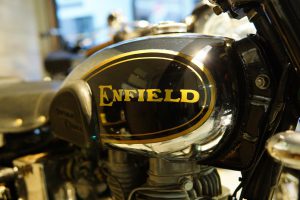 本日の作業 クラシック500とCB750Kと中古車