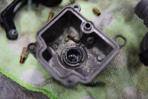 ロイヤルエンフィールド 水が入っちゃった修理