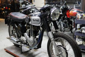 ノートン ES2のクラッチ修理