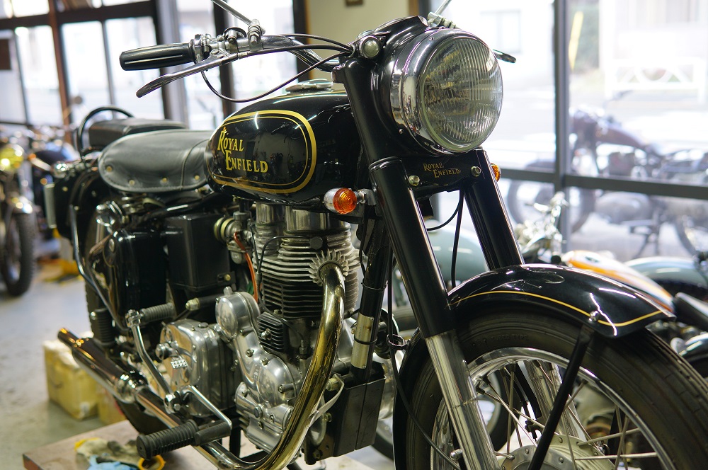 車検約2年付 ロイヤルエンフィールド bullet350 カスタム アイアン AMALキャブ トライアンフ ロイヤルエンフィールド BULLET350 アイアンモデルの中古車紹介 | 後藤