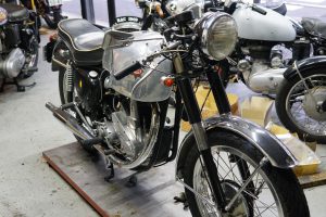 BSA B31の各部修理　オイル漏れや異音、発電不良などなど