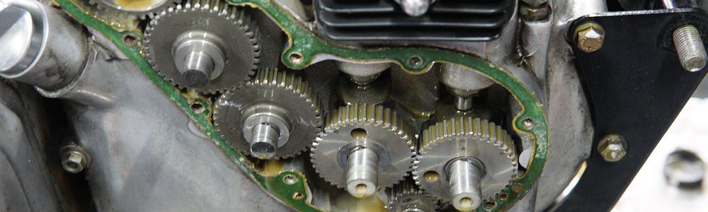 ロイヤルエンフィールド　オイルラインのキラキラ