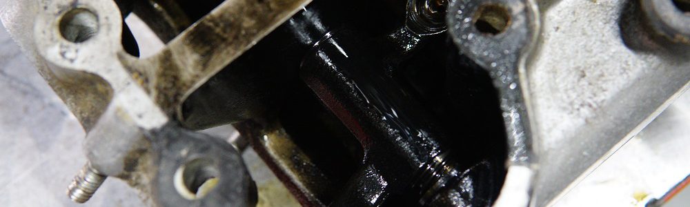 カワサキ W1S エンジン腰上オーバーホール　オーバーサイズピストンとバルブ&ガイド交換