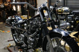 ロイヤルエンフィールドの中古車納車整備&スクランブラースタイルへカスタム