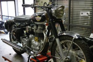 ロイヤルエンフィールドの全体点検整備