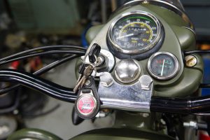 ロイヤルエンフィールドのアーミー　全体整備とアマルキャブレター