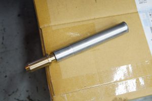 ロイヤルエンフィールド サクッと車検の予定がヘッドガスケット抜け修理に。さらにバルブガイドも