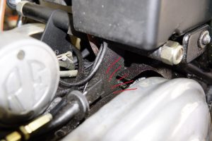 ロイヤルエンフィールド アイアンモデルのエンジンがオイルで汚れる時は