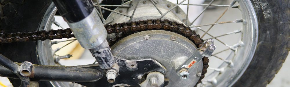 イギリス製ロイヤルエンフィールド　インターセプター750の路上復帰５